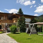 Ferienwelt Kesselgrub In Altenmarkt-zauchensee מלון 4*